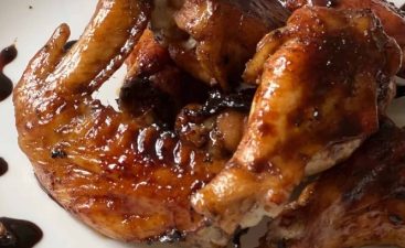Chicken Wings with Balsamic Sauce